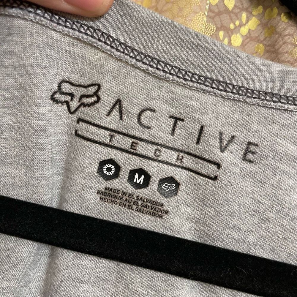 Fox Fox Racing Women’s M Grey Active Tech Classic Logo T-Shirt Short Sleeves - Picture 4 of 6